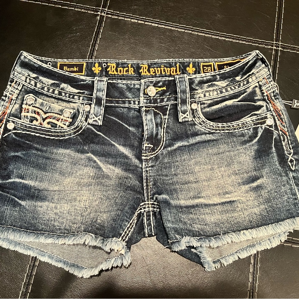Women’s Rock Revival Shorts NWT